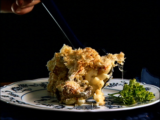 Gourmet Mac and Cheese (video)