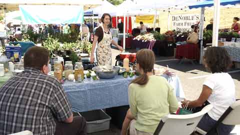 Teaching Cooking Classes at the Farmers Market