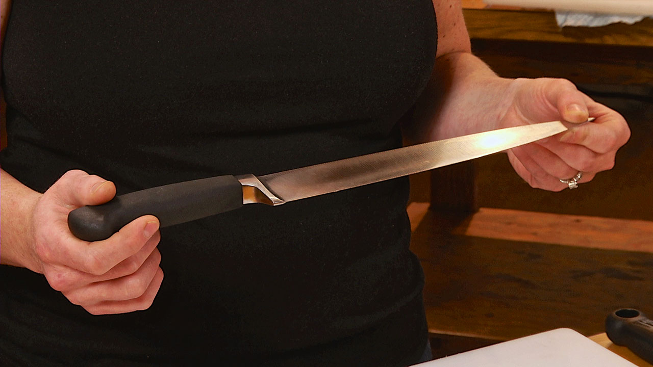 How to Hold a Chef's Knife