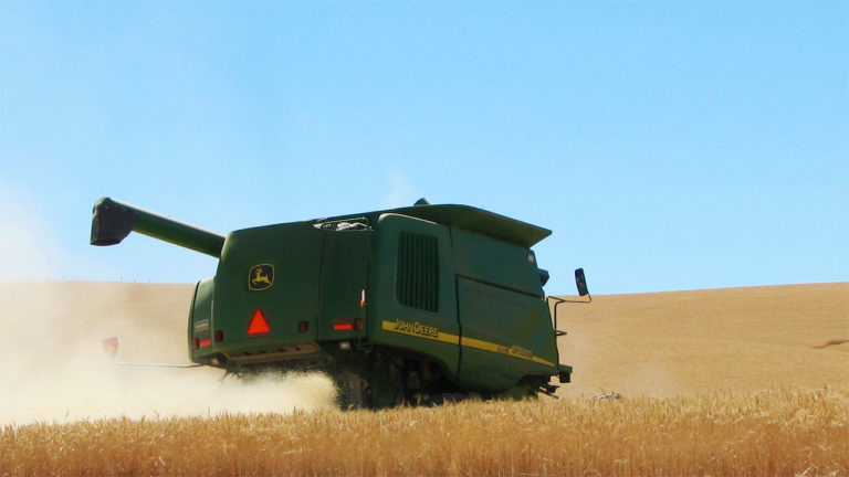 Nebraska Farmers take Right to Repair Battle to State Legislature - Cooking Up a Story